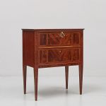 508190 Chest of drawers